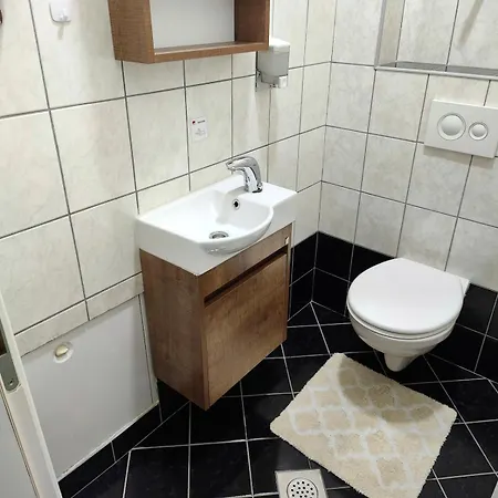 Small Hill Daire Saraybosna