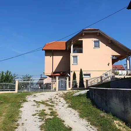 Small Hill Apartamento *